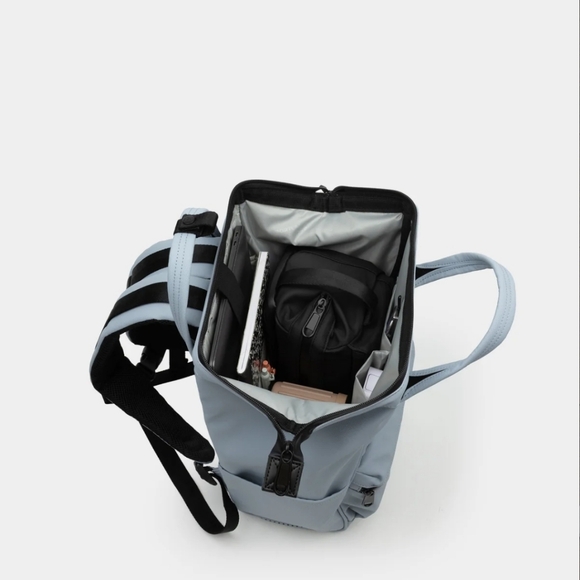 Cascade Backpack Compact in Cloud - Picture 5 of 7